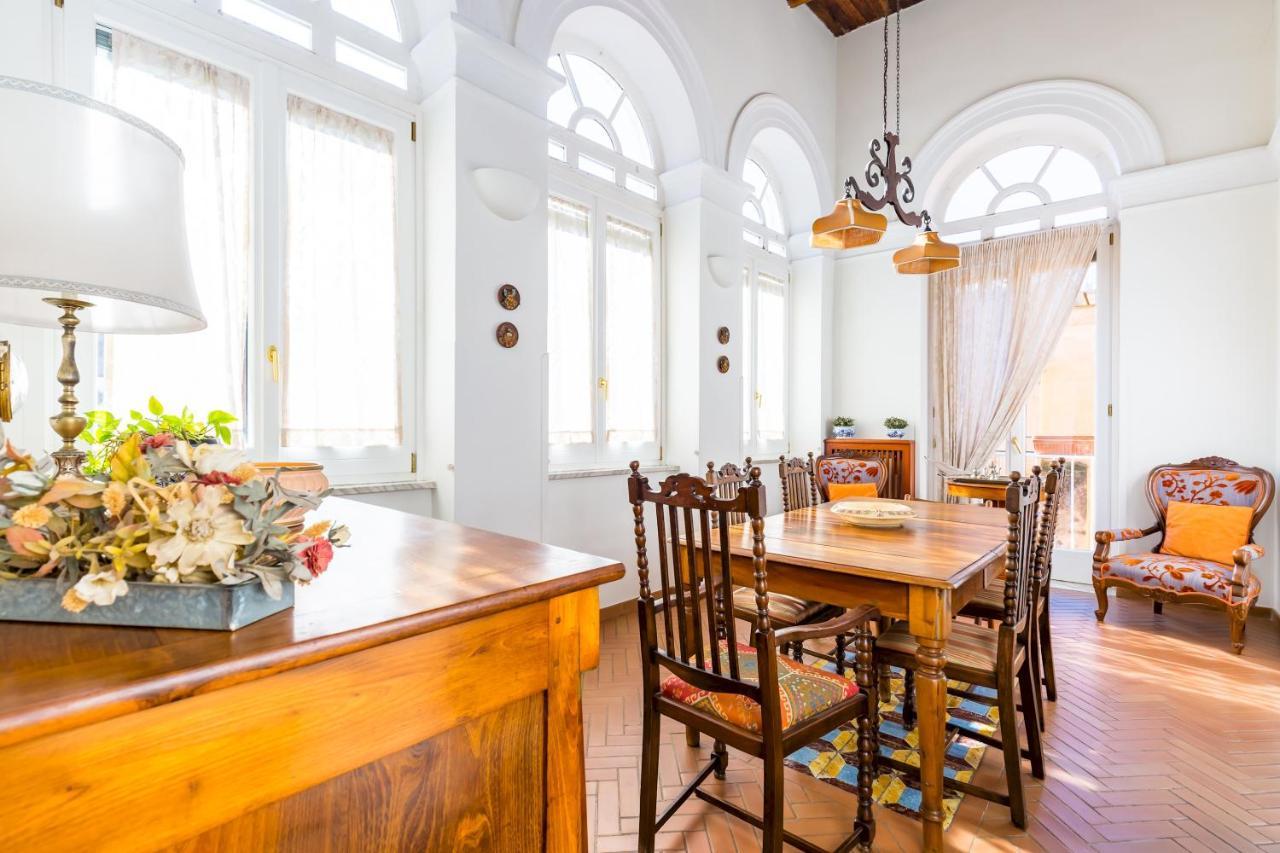 Residenza Capano Charming House By Napoliapartments ภายนอก รูปภาพ