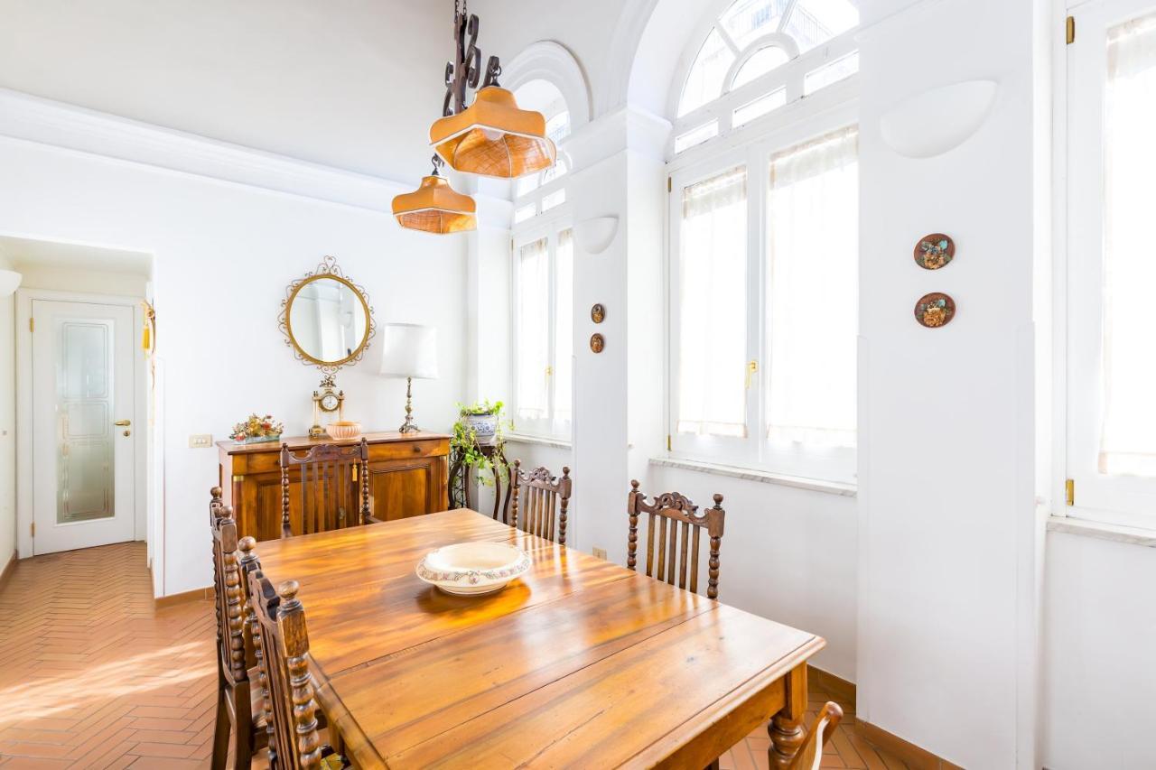 Residenza Capano Charming House By Napoliapartments ภายนอก รูปภาพ