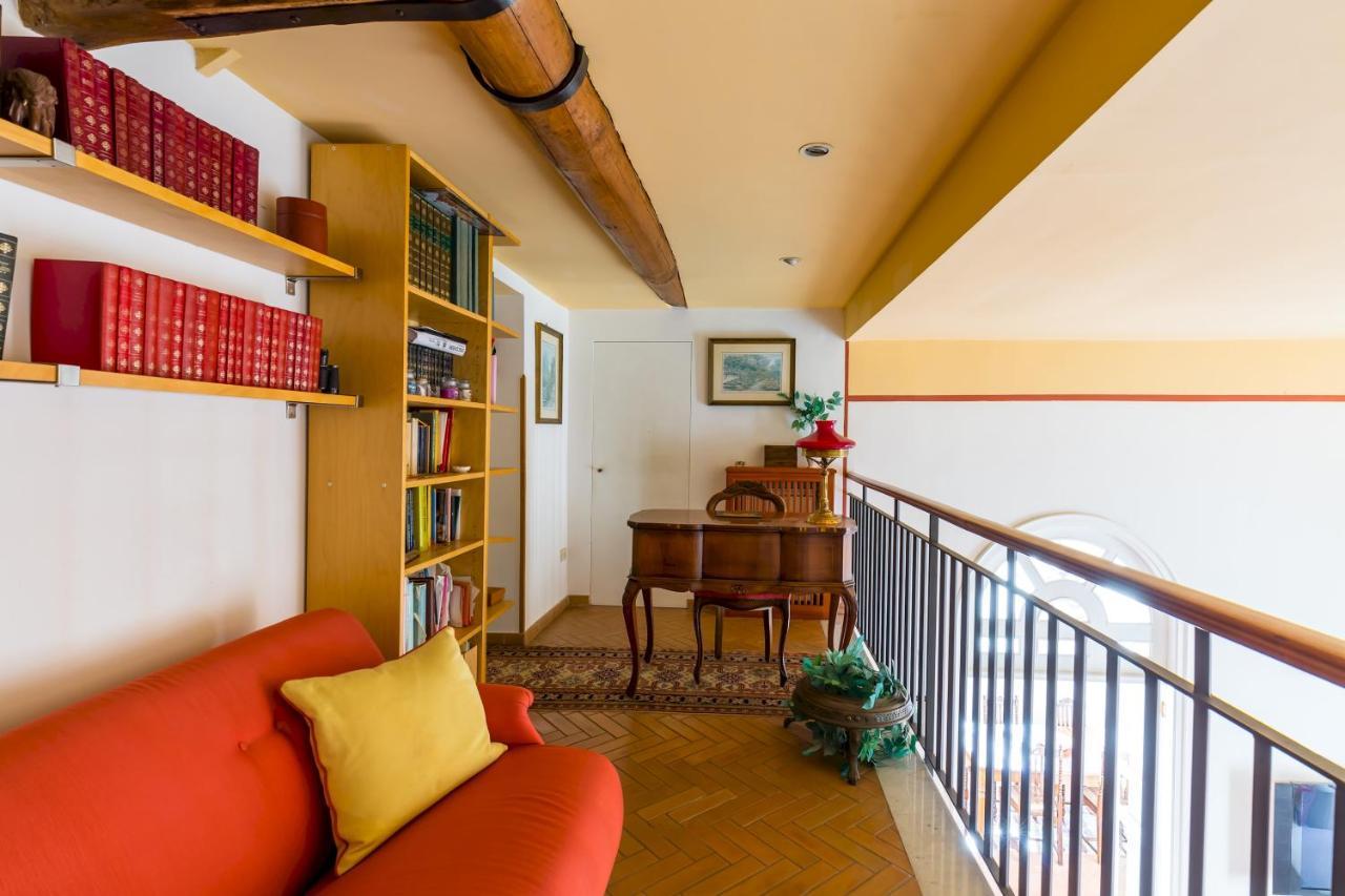 Residenza Capano Charming House By Napoliapartments ภายนอก รูปภาพ